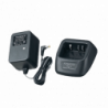 Cargador rápido 230 VCA, 50/60 Hz para baterías KNB-29N (Ni-MH) y KNB-