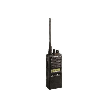 Con 2.5 Watts de potencia en 800 Mhz, 32 grupos y 250 canales, este ra
