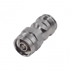 Adaptador en Línea de Conector 4.3-10 Hembra a N Macho, Bronce Blanco/