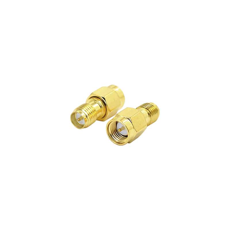 Adaptador de SMA Macho a SMA Hembra Inverso, Oro/ Oro/ Teflón,