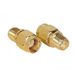 Adaptador SMA Macho Inverso a SMA Hembra, Oro/ Oro/ Teflón,