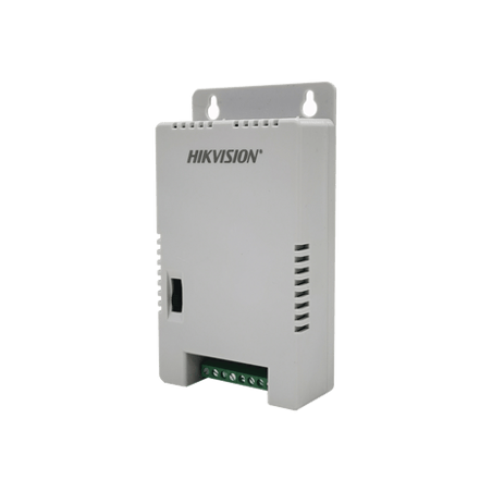 Fuente de Poder Regulada 12 Vcc / 13.5 Vcc / 15 Vcc para 4 Cámaras / 1