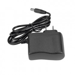 5 Vcc / 1A /  Adaptador de voltaje / Voltaje de Entrada de 100-240 Vca