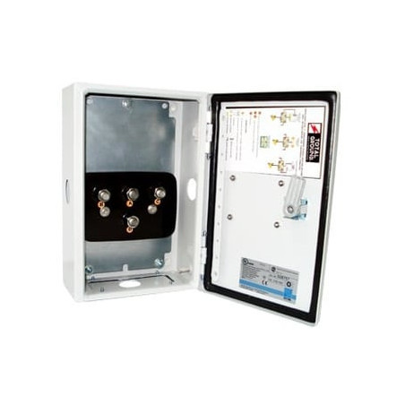 Acoplador de Impedancias de 1500 Amp. Capacidad Máxima.
