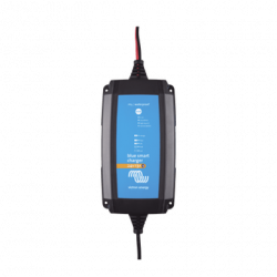 Blue Smart IP65 24/13 / Cargador de Baterías 24V, 13A / Para Ambientes
