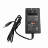 9 Vcc / 3 A / Adaptador de voltaje / Voltaje de Entrada de 100-240 Vca
