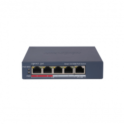 Switch Monitoreable PoE / 4 puertos 100 Mbps PoE / 1 Puerto 100 Mbps U